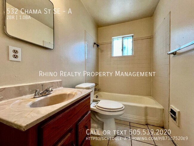 Building Photo - 1st Month Rent Free! Lovely 2 Bedroom, 1 B...