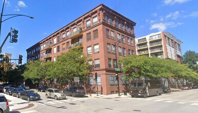 Building Photo - 1910 S Indiana Ave