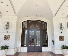 Building Photo - 345 Bayshore Blvd