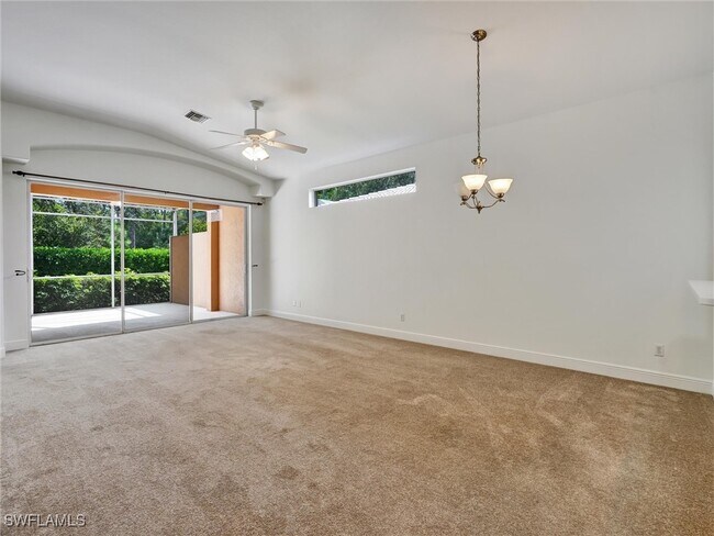 Foto del edificio - 15377 Cortona Way