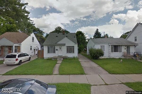 Primary Photo - 6136 Stahelin Ave