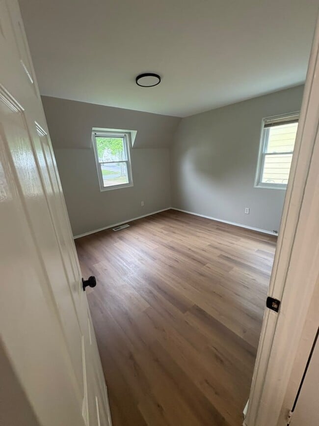 Building Photo - 19114 Meadowlark Ln