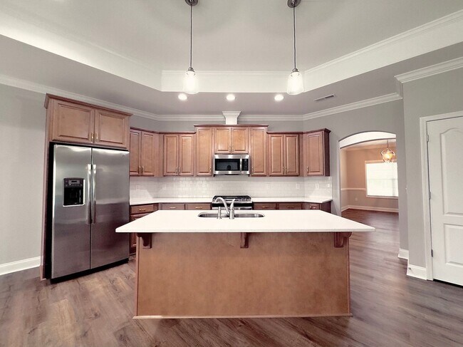 Building Photo - 3 Bedroom Townhome Built in 2022