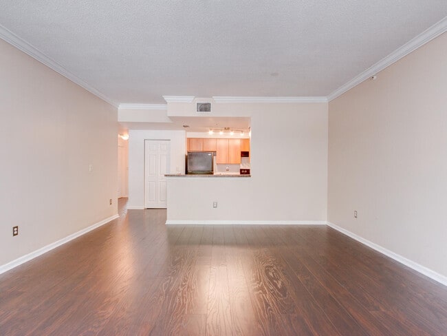 Foto del edificio - 5960 W Sample Rd