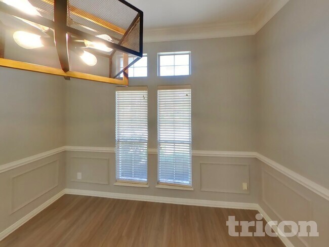 Building Photo - 1793 Lake Breeze Dr