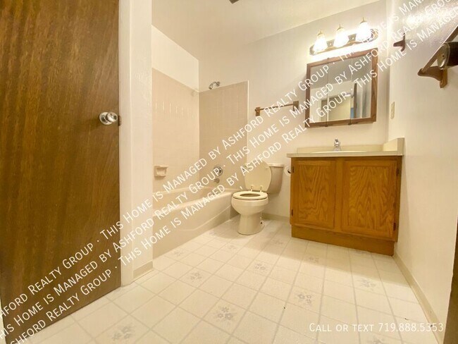 Foto del edificio - 4262 N Hammock Dr