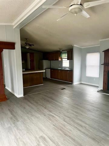 Building Photo - 723 Highland Cir