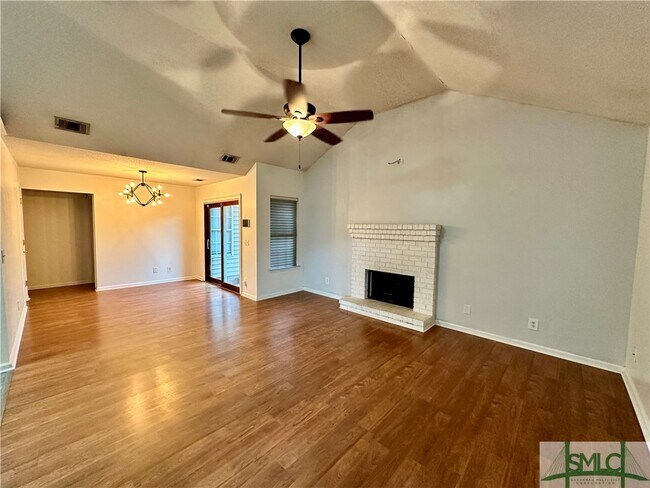 Building Photo - 104 Blue Gill Ln