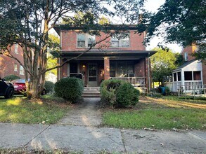 Building Photo - 1901 Arden Rd SW