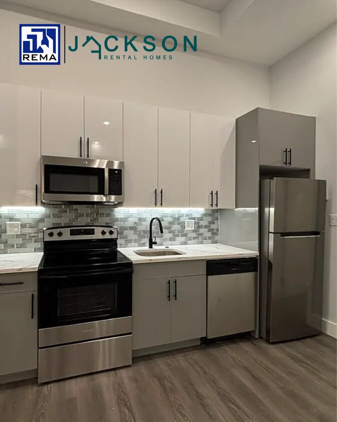Photo - 675 N 41st St.