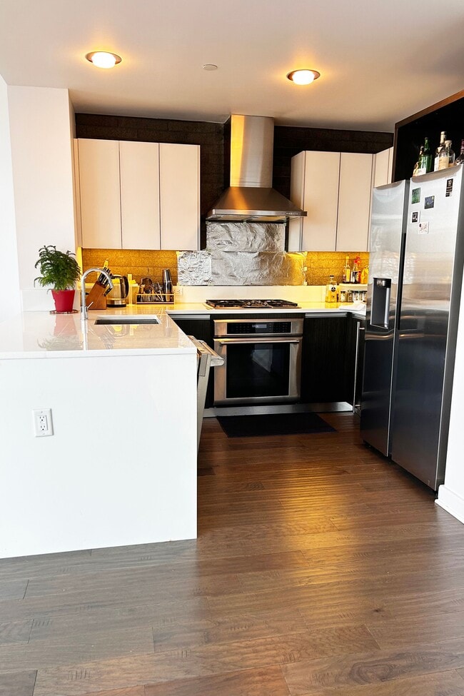 Foto del edificio - 247 W 46th St