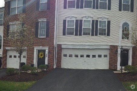 Building Photo - 31 Abbeywood Ln
