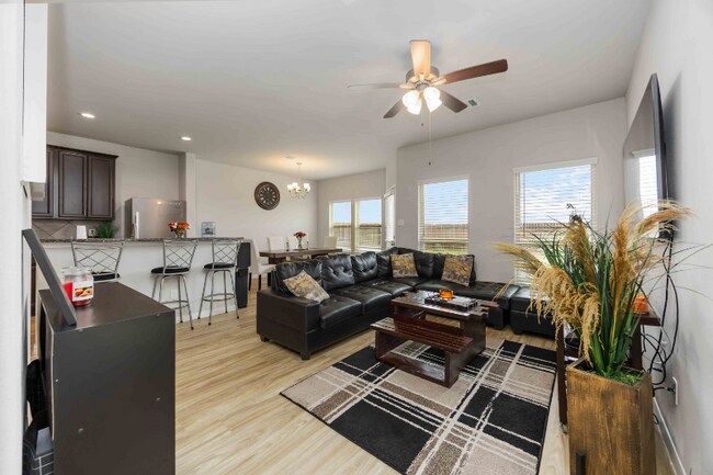 Foto del edificio - 6526 Macroom Meadows Ln