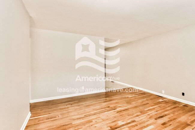 Foto del edificio - 3505 Bonaventure Blvd