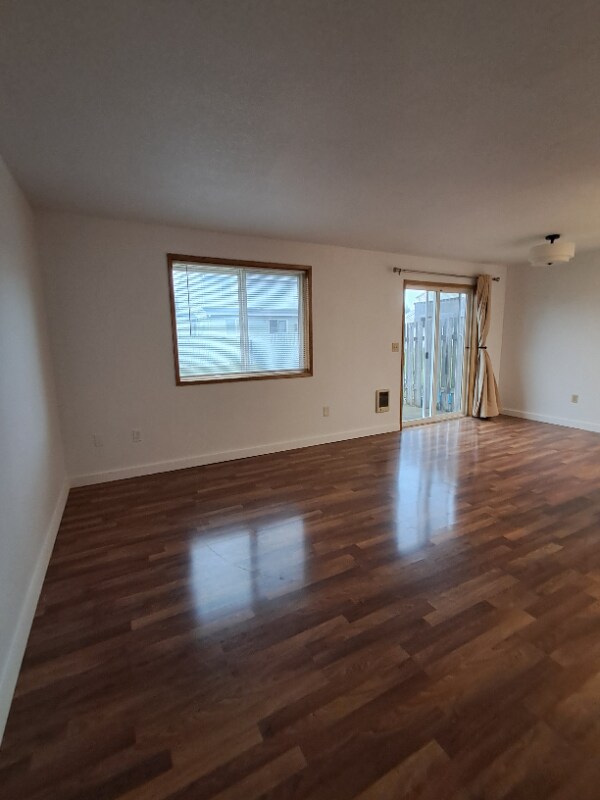 Foto del edificio - 806 SE 153rd Ave