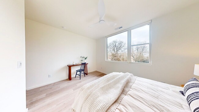 Building Photo - Professional Co-Living - Master Room Renta...