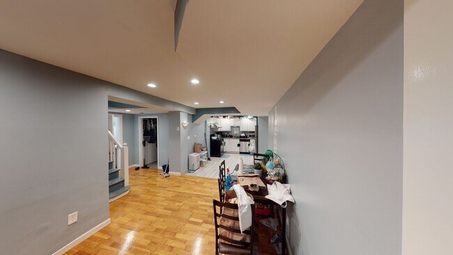 Foto del edificio - Modern Cleveland Circle three bed duplex c...