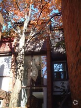 Building Photo - 2126 Lombard St