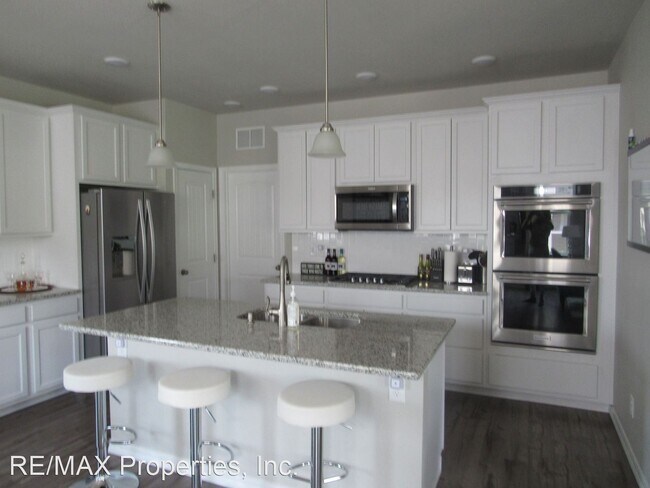 Foto del edificio - 2 br, 2 bath House - 122 WILD GRASS
