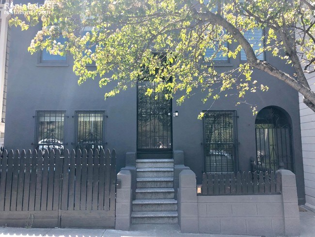 Foto del edificio - 2175 Turk St