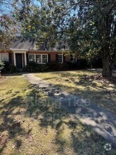 Building Photo - 912 E Edgemont Ave