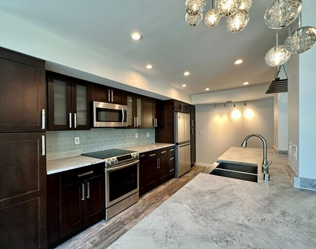 Foto del edificio - 2bd/1.75ba Kirkland Condo