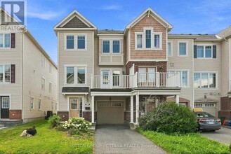 Building Photo - 2621 Baynes Sound Way