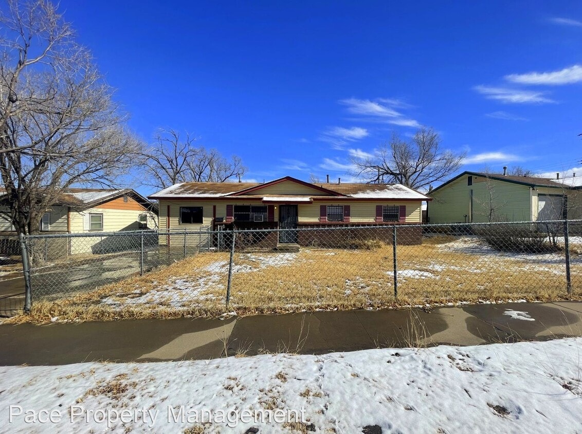 3 br, 1.5 bath House 2506 Redondo Drive House Rental in Amarillo