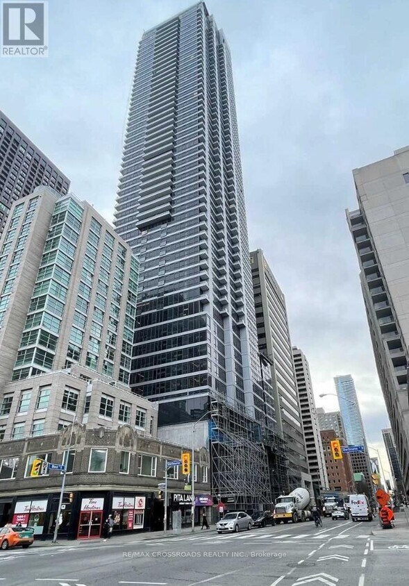 Photo principale - 395-3395 Bloor St E
