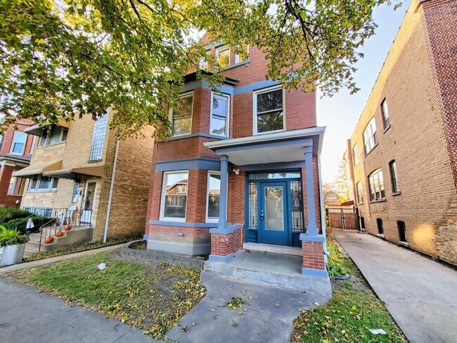 1st unit of a two unit apartment building - 2334 Euclid Ave