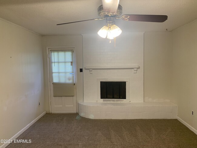 Building Photo - 5120 B Pl