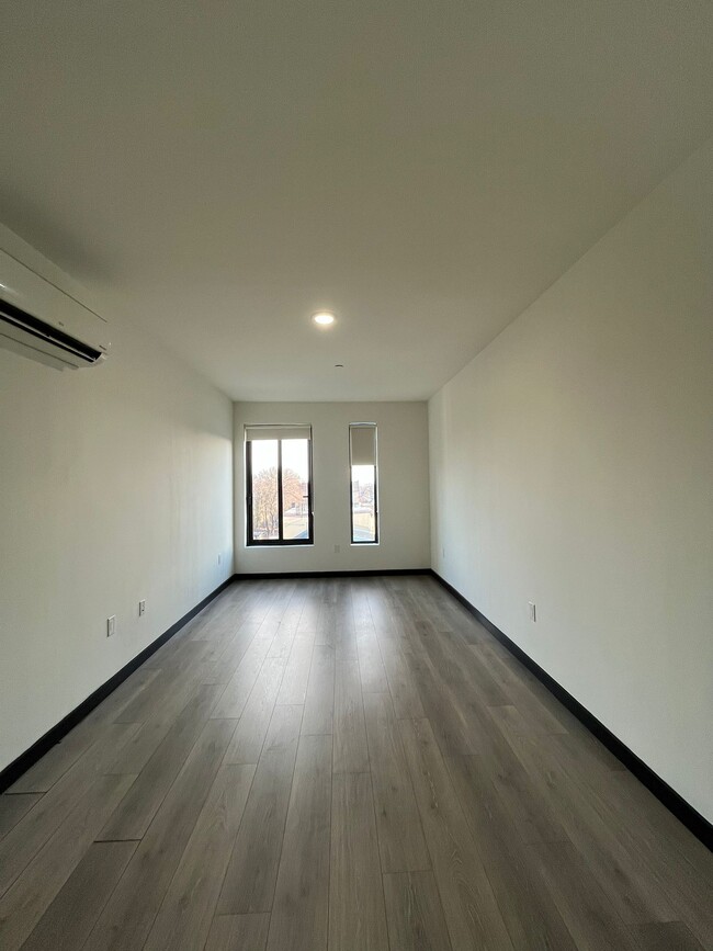 Building Photo - 166 Martin Luther King Jr Dr