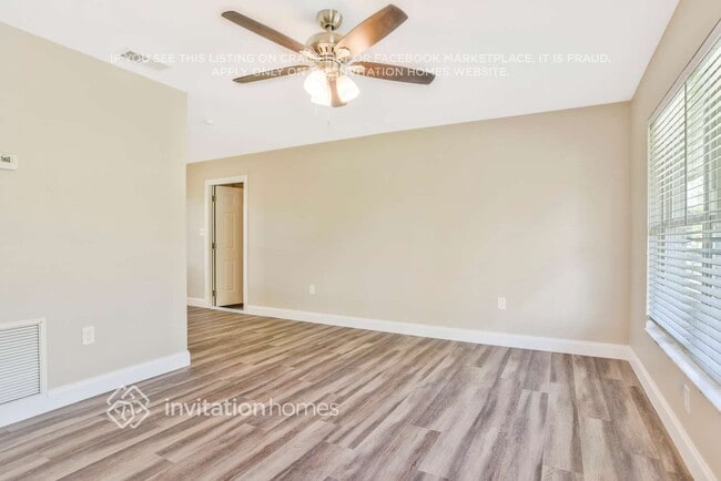 Foto del edificio - 316 E Rose Ln
