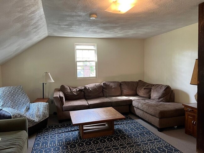 Foto del edificio - 220 Ridge St