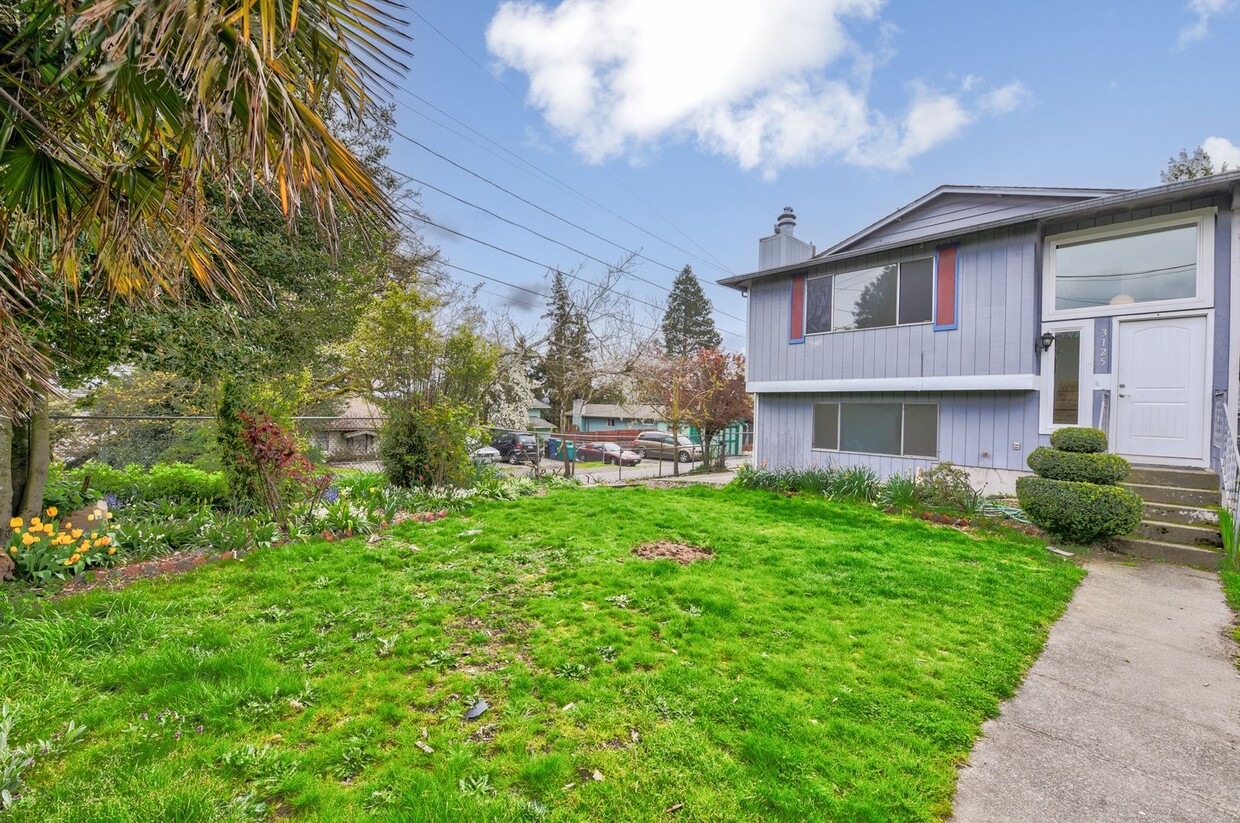 Primary Photo - Newly updated 4 Bedroom 2 Bath single fami...