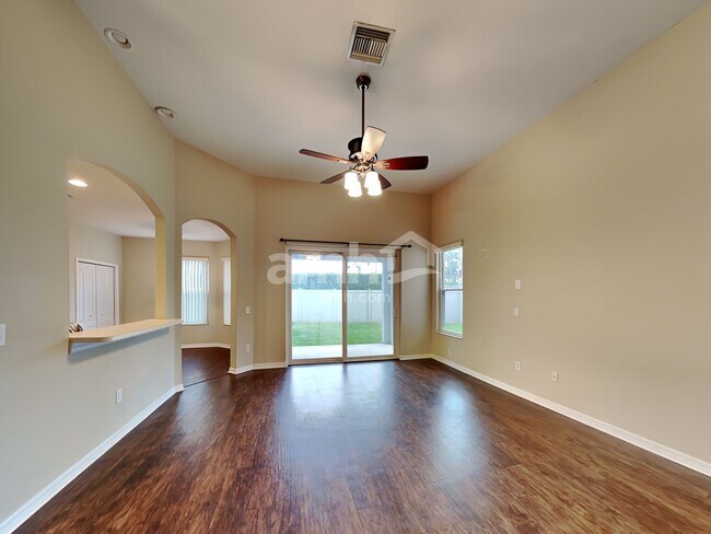 Foto del edificio - 4840 Windingbrook Trail