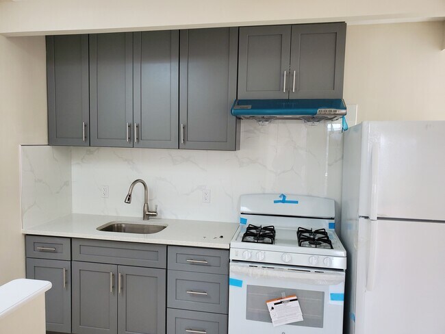 Foto del edificio - 3115 97th St