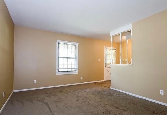 Building Photo - 104 Riverview Heights