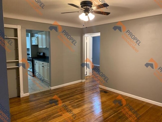Building Photo - 13922 Couwlier Ave