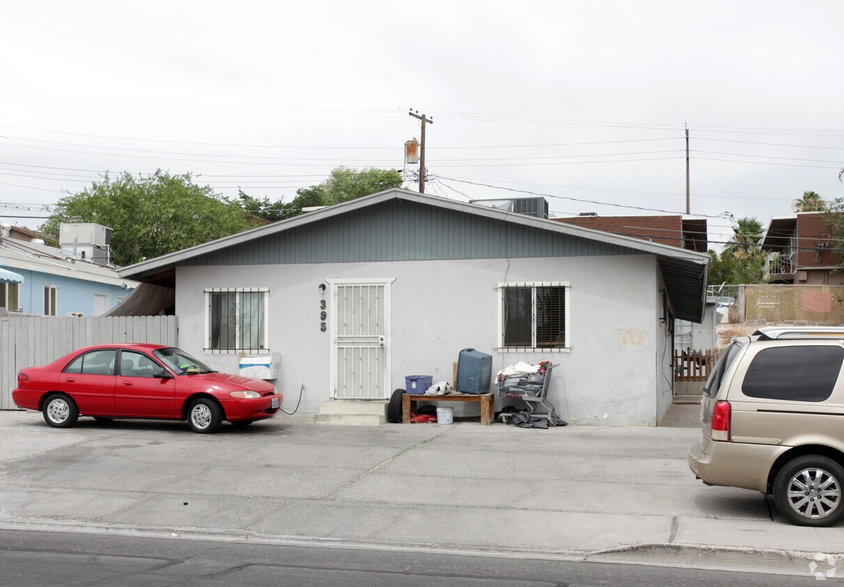 Building Photo - 395-397 N 15th St