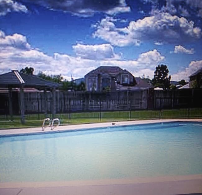 hoa pool - 8406 S Upham Way