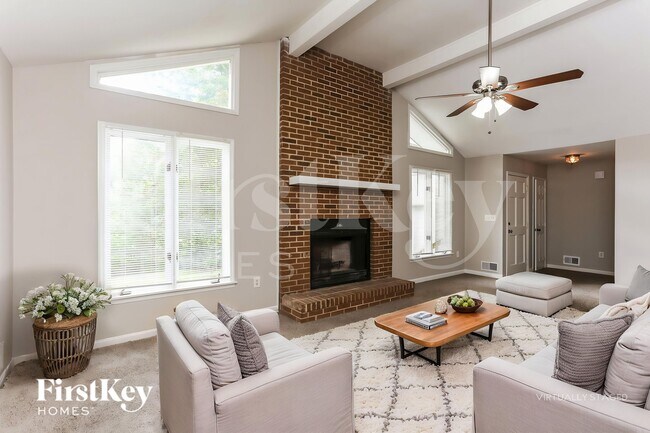 Foto del edificio - 4275 Red Fox Trail