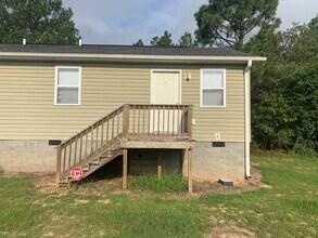 Building Photo - 487 Bushberry Rd