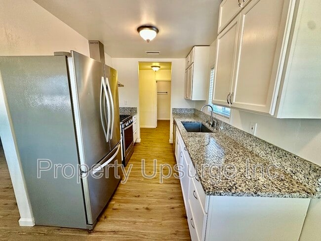 Building Photo - 1516 Yale Ct