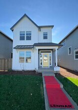 Building Photo - 7298 SE Madrone St