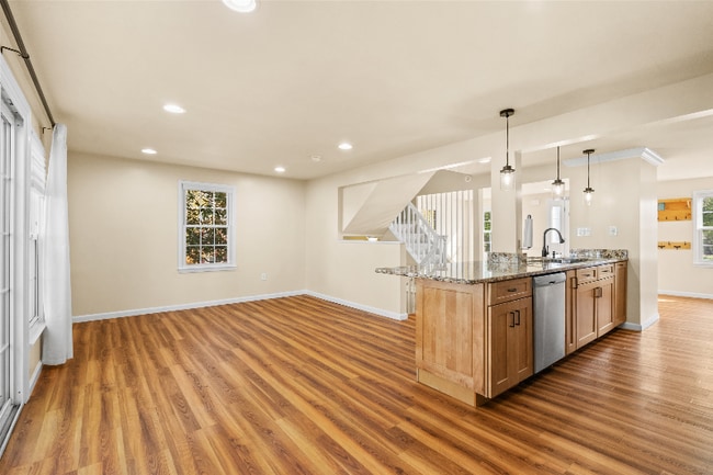 Building Photo - 13100 Rock Ridge Ln