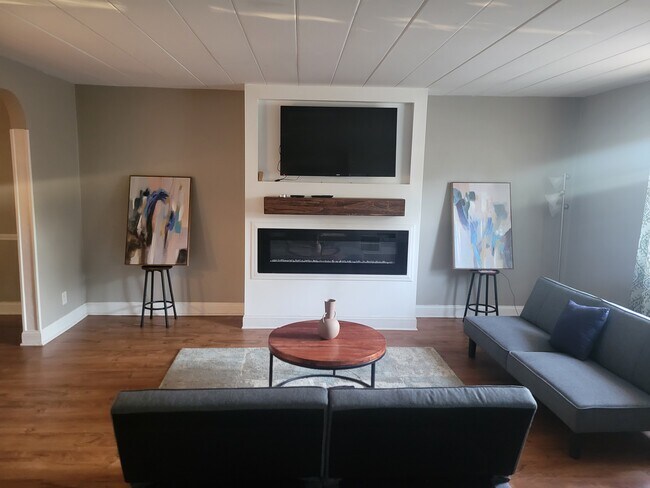 Foto del edificio - 499 N Terrace Ave