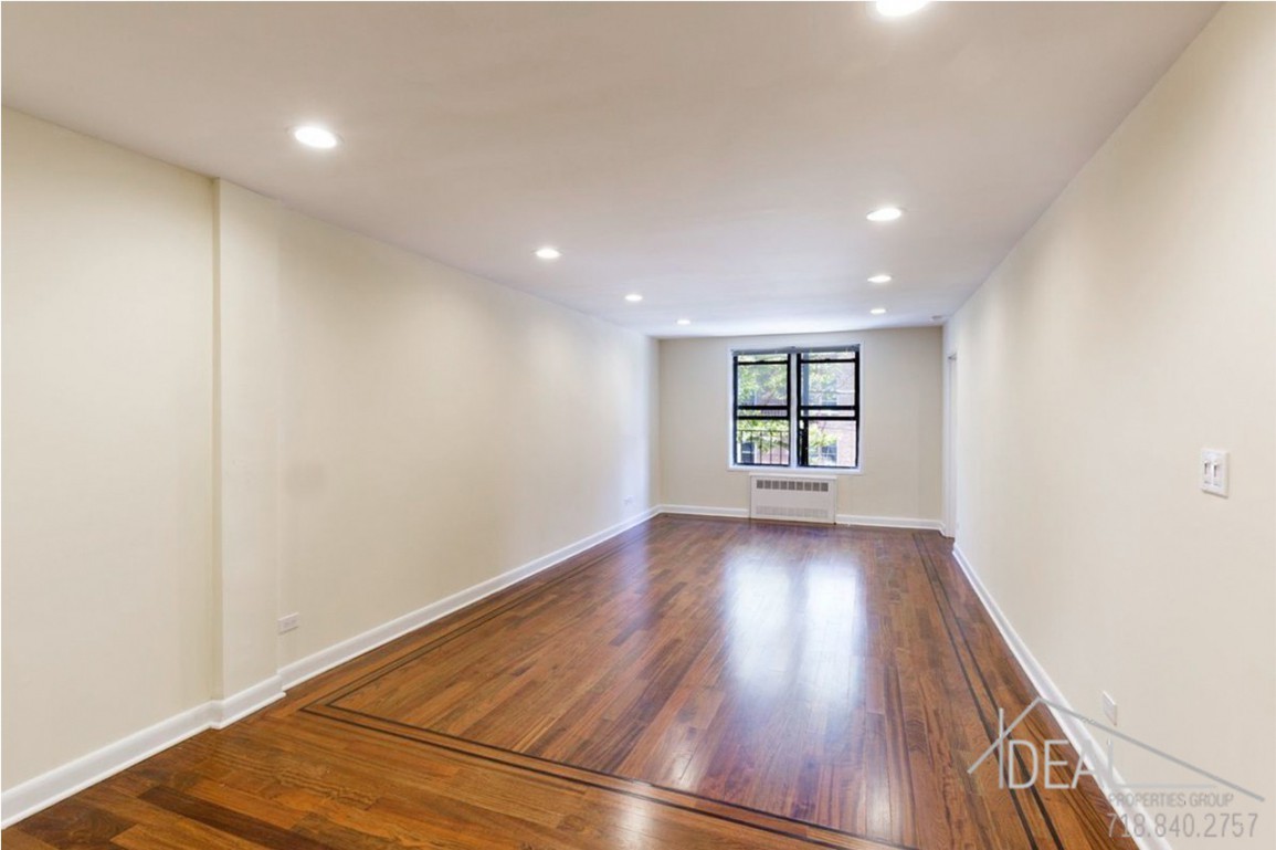 Foto principal - 843 43rd St