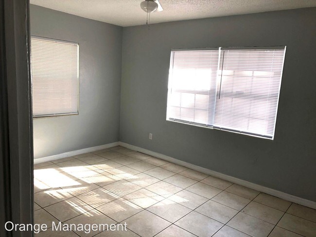 Building Photo - 3 br, 2 bath House - 2422 Pineway Dr
