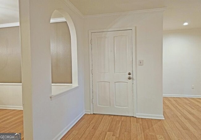 Building Photo - 118 Maison Pl NW